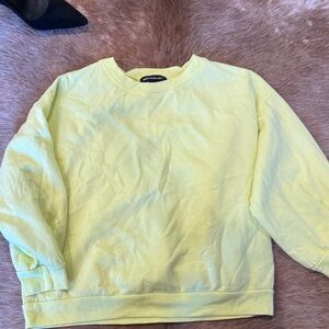 Women’s Yellow Sweatshirt - Cropped